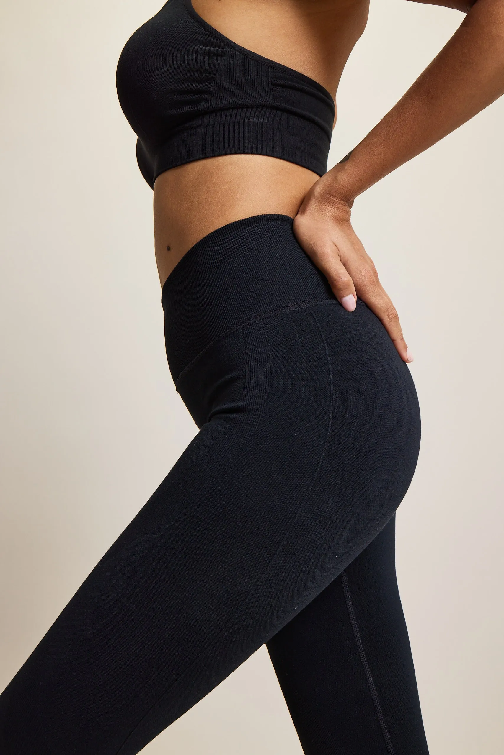 FEEL ROOTED MODAL LEGGINGS