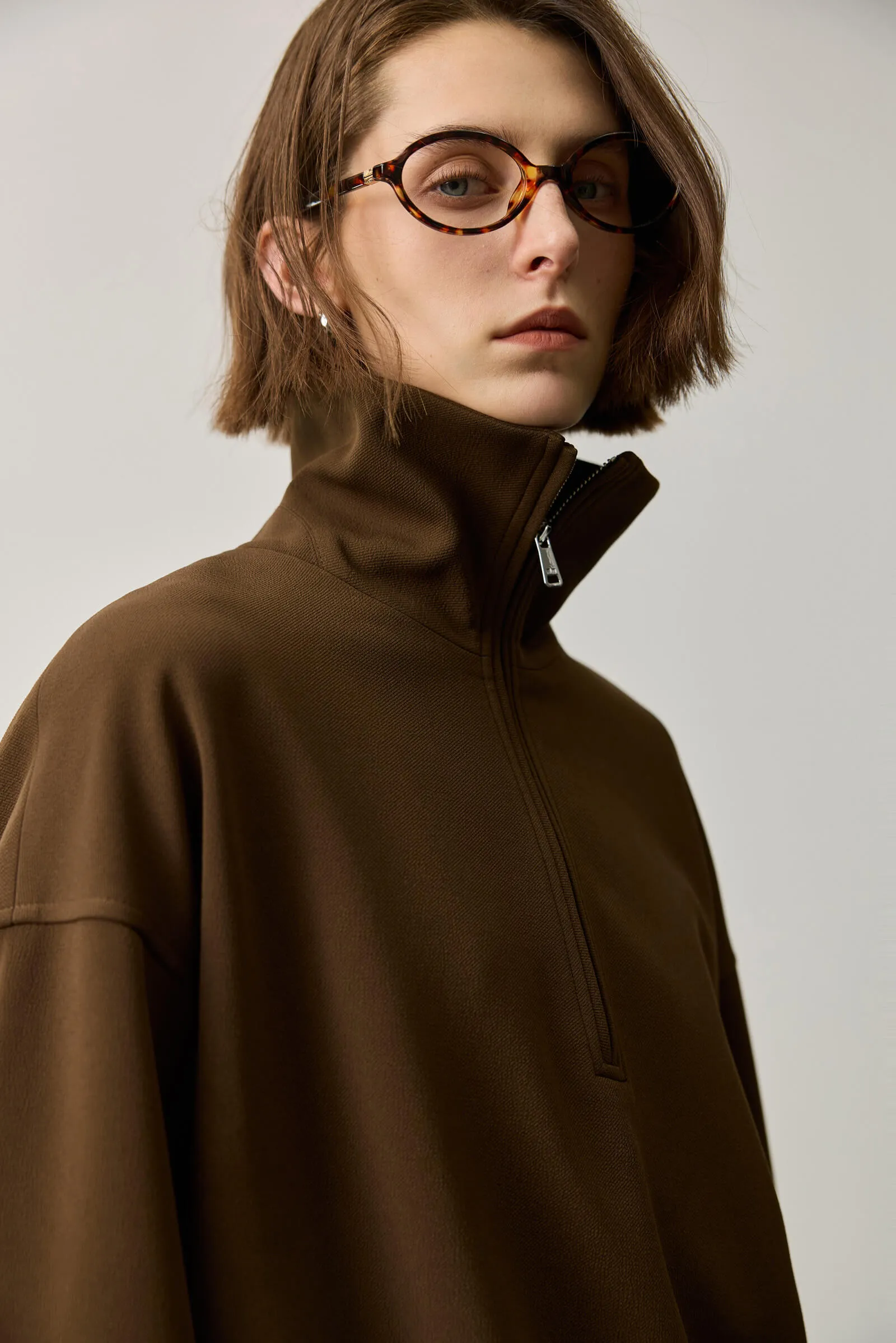 LILY Zip-Up Cropped Sweatshirt