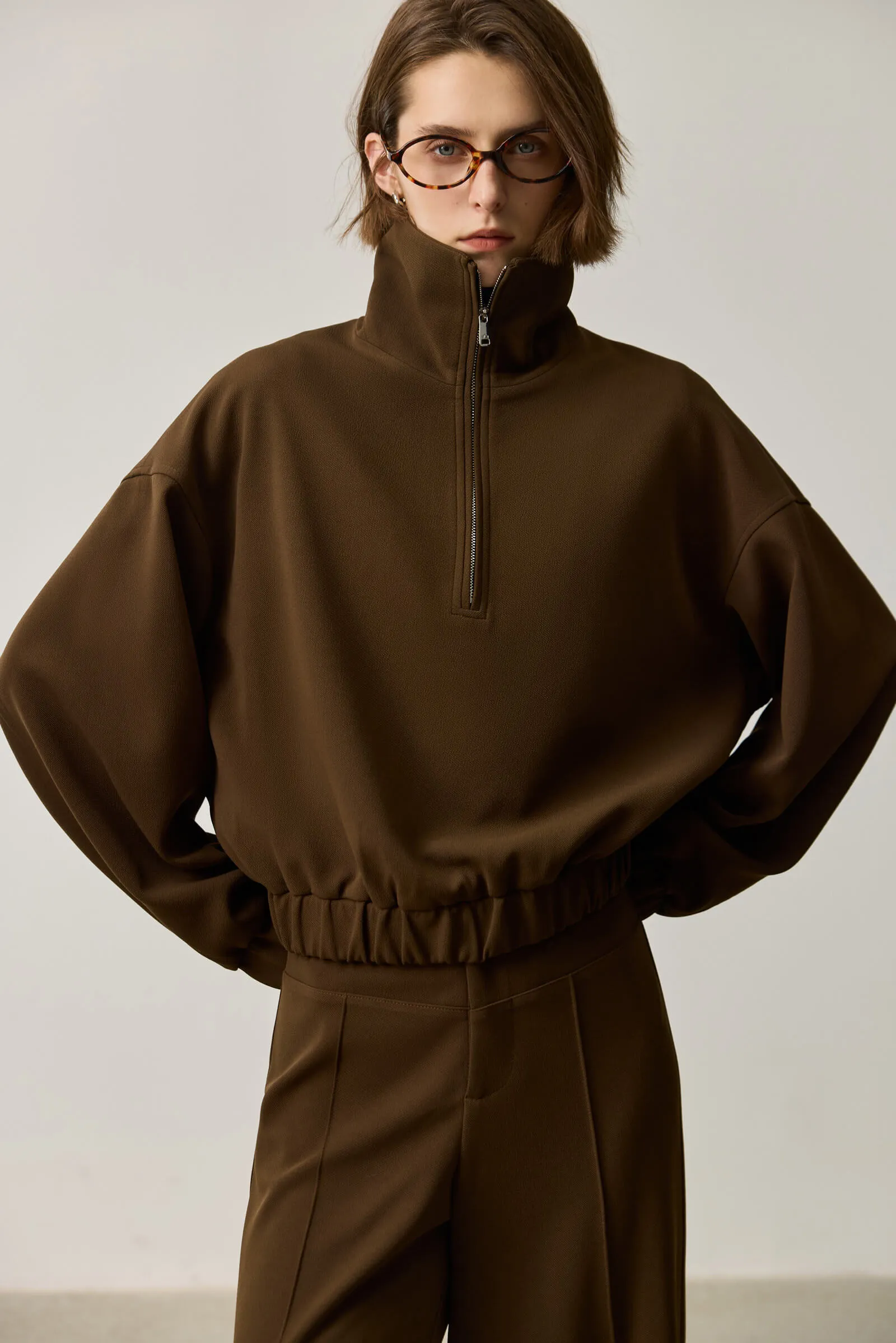 LILY Zip-Up Cropped Sweatshirt
