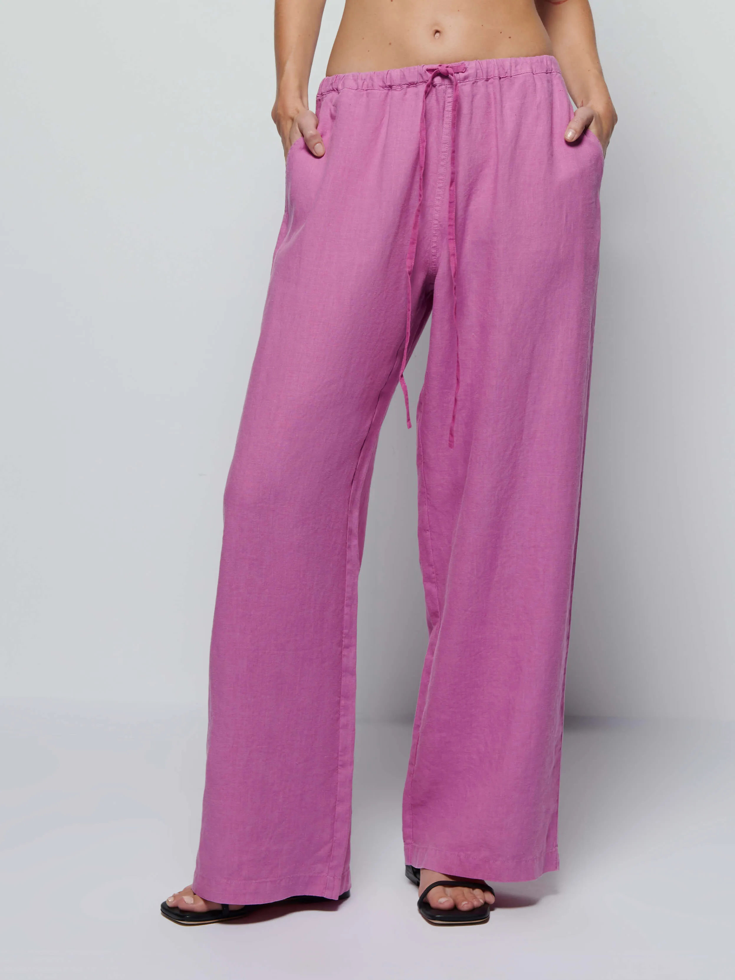 Lucia Pant