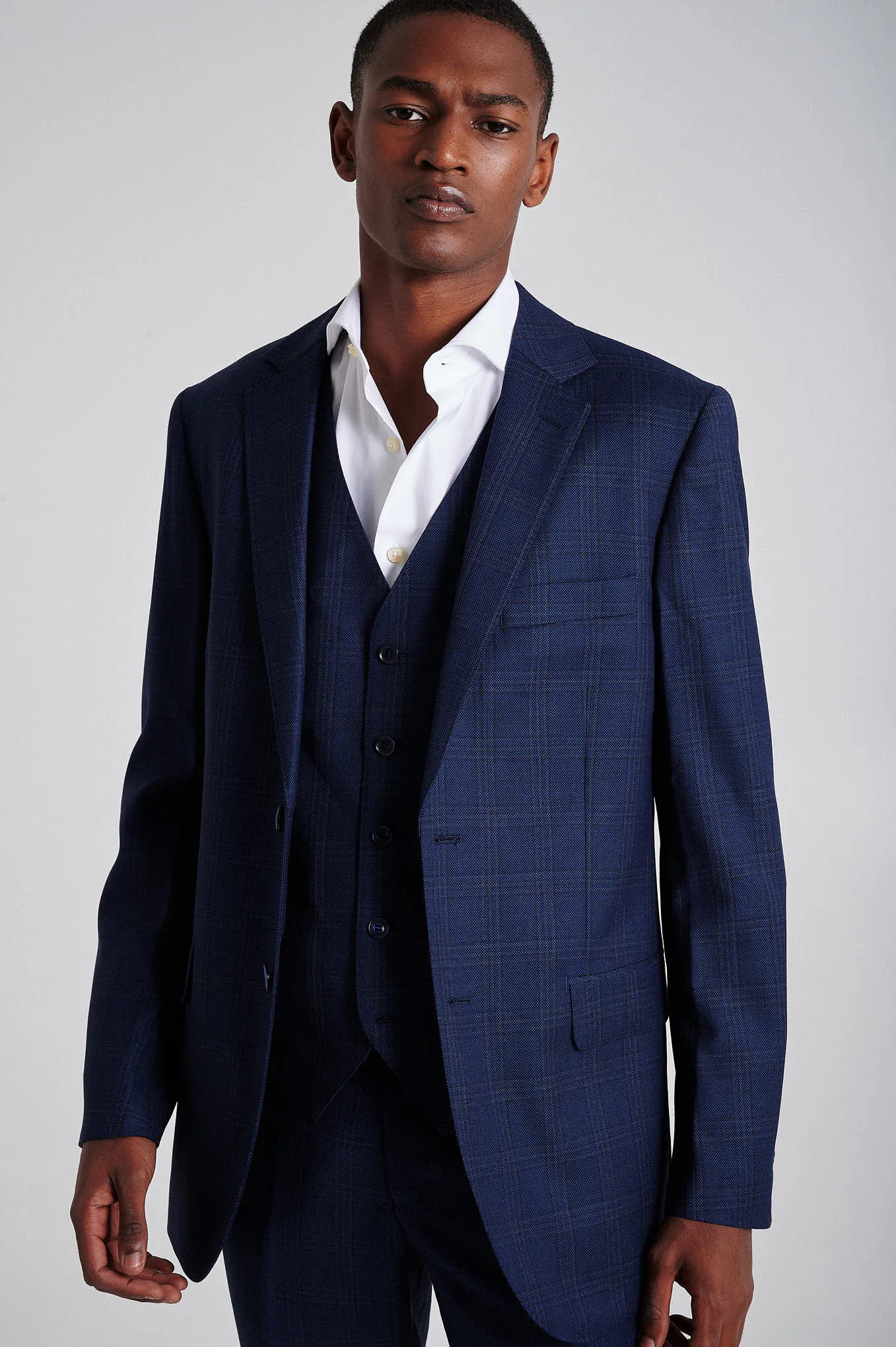 Slim fit wool suit with vest